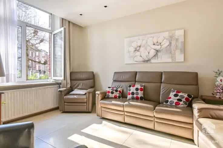 Huis Te Koop Laken 187m² Grote Familie