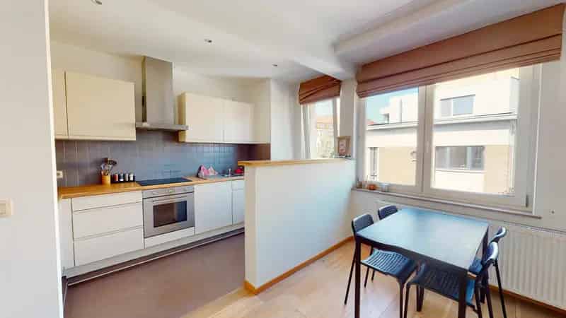 Appartement 2 Chambres Woluwe-Saint-Lambert Proche Metro