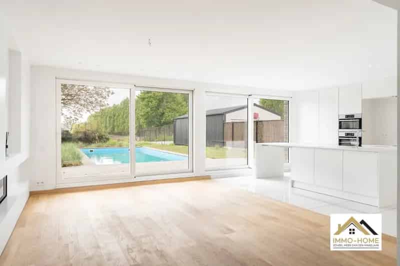 Huis te koop Lokeren: stijlvolle villa met ruime leefruimte