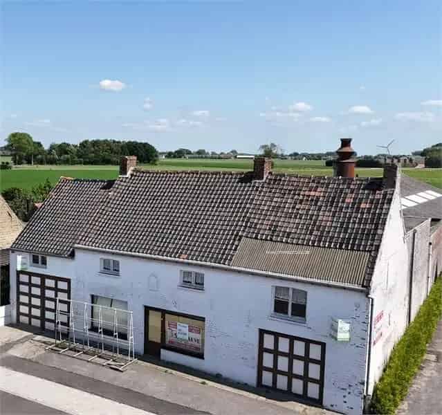 Handelswoning met Loods te Koop Koekelare
