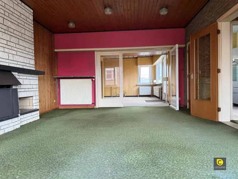 Te renoveren woning Aartselaar 225m²