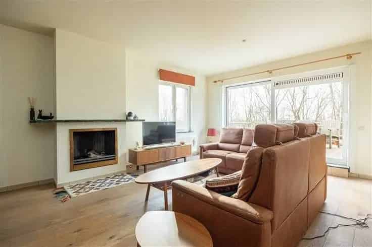 Ruim Appartement Te Koop Boom Grote Terras Prachtig Uitzicht