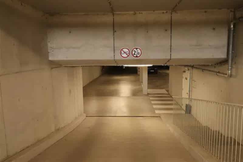 Ondergrondse Parkeerplaats te Koop Antwerpen Regattawijk
