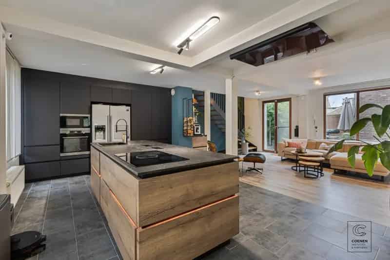 Knappe woning 3 slaapkamers 196m2 tuin garage