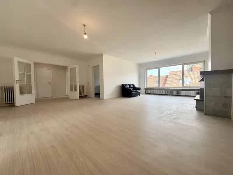 Appartement te Koop Lauwe - Gerenoveerd en Ruim