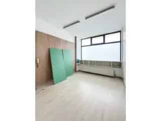 Handelspand te Huur Brussel 253m2 Medische Praktijk