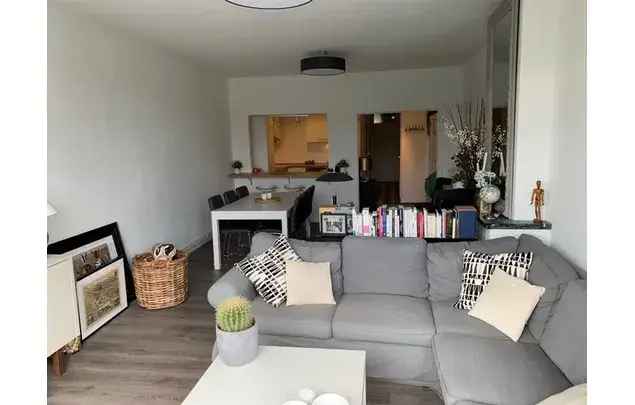 Huur 1 slaapkamer appartement van 80 m² in Liège