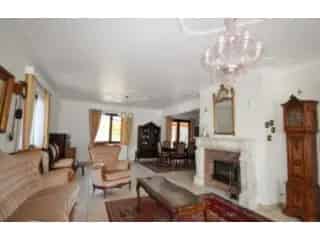 Huis te huur Brustem 180m² 3 slaapkamers tuin garage