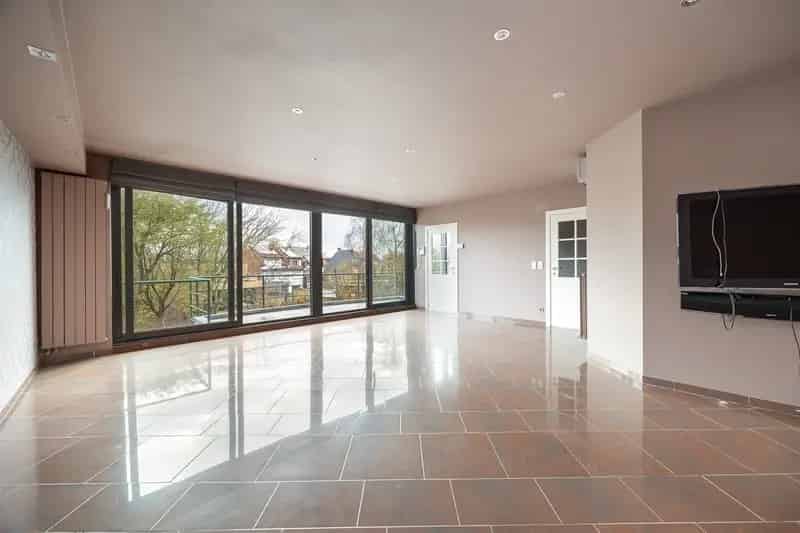 Ruim Appartement te Koop Borsbeek 2 slaapkamers Zonneterras Parking