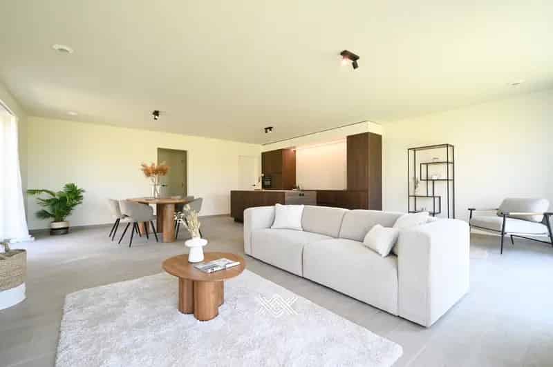 Huis te huur: 5 slaapkamers, 236m², tuin, Deinze