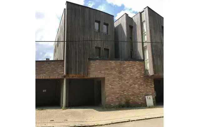 Huur 3 slaapkamer huis in Namur