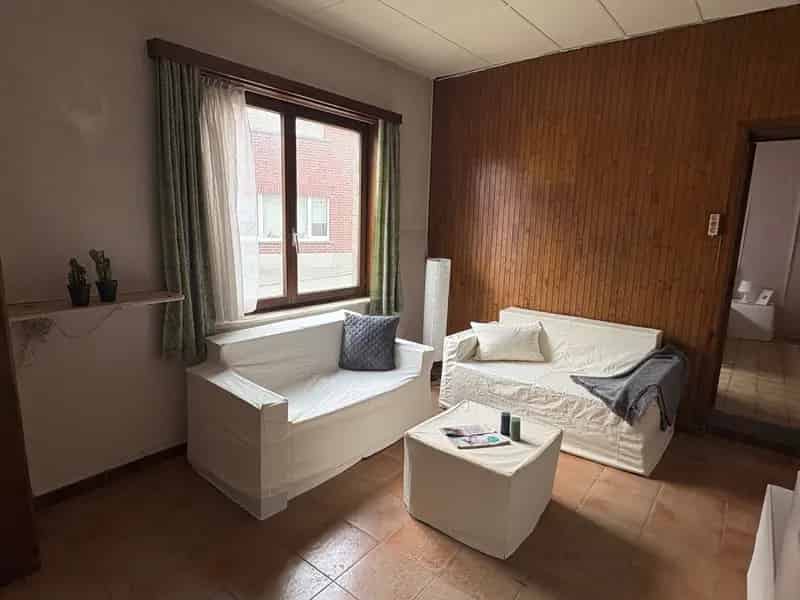 Huis te koop in Herzele: Landelijk huisje met historische flair