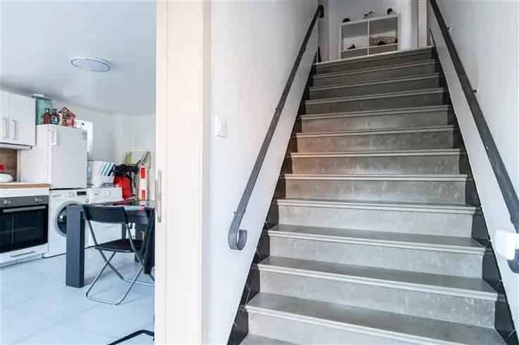 Gerenoveerde 2 Slaapkamers Huis te Fléron