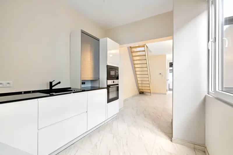 Instapklare gerenoveerde 3-slaapkamer woning centrum