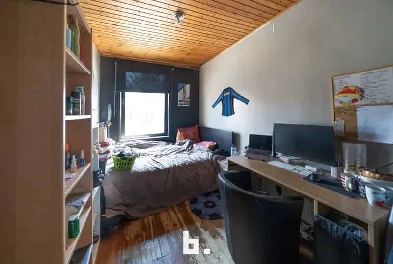 Op te frissen hoekwoning Heist-aan-Zee - Zeezicht nabij