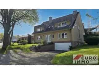 Appartement te huur Eupen - Ruime woning met tuin en garage