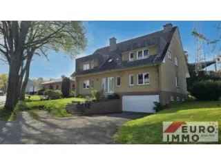 Appartement te huur Eupen - Ruime woning met tuin en garage