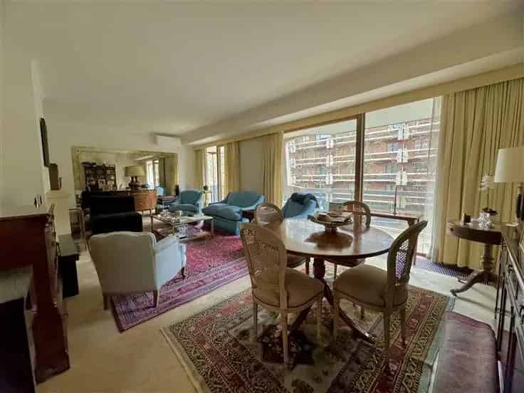 Appartement te Koop Uccle 2 slaapkamers 105m2