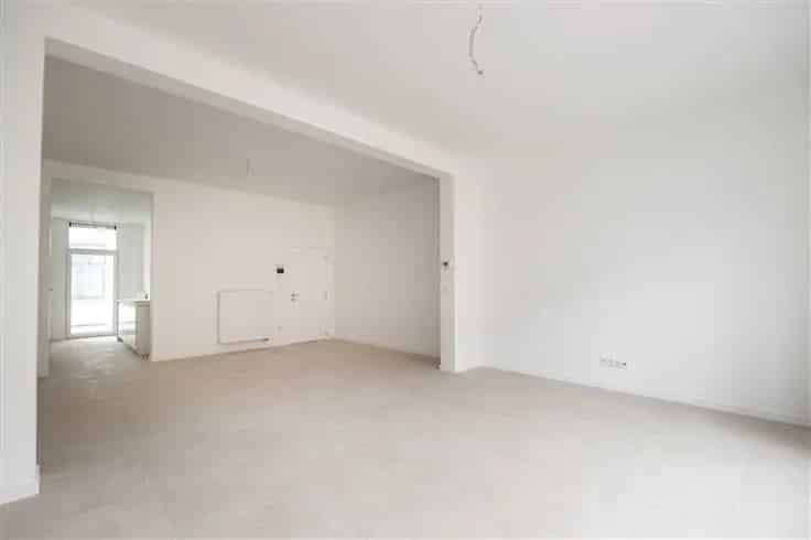 Appartement 3 slaapkamers te koop gerenoveerd