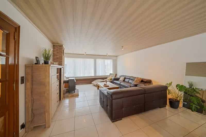 Bel-"etagewoning 3 slaapkamers garage