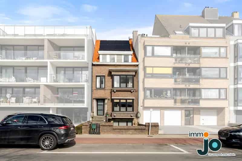 Huis te Koop Mariakerke: Ruime Gezinswoning Nabij Strand