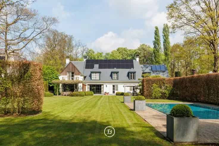Huis Te Koop Karaktervolle Villa 524m² 3786m² Zwembad