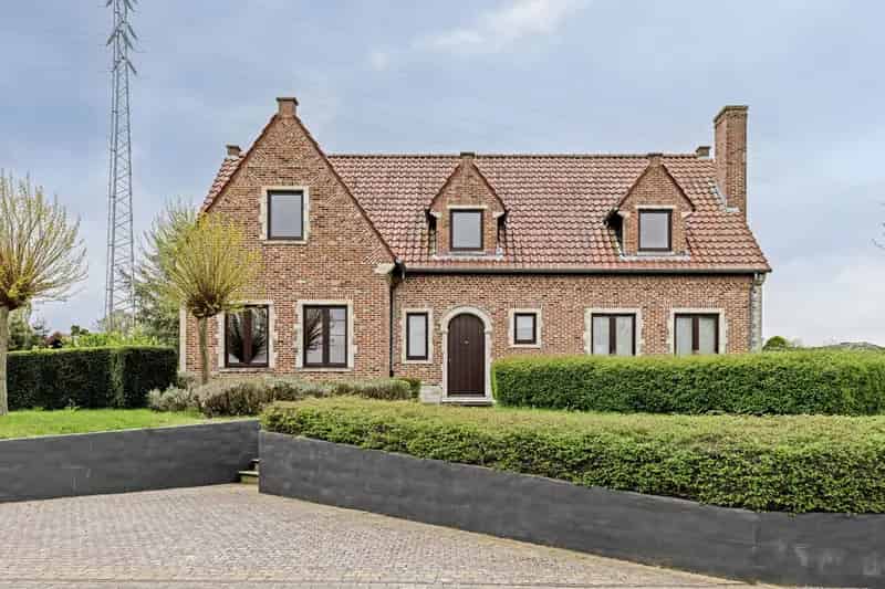 Huis te huur landelijk gelegen villa 4 slaapkamers 230m² EPC C