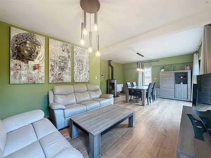 Instapklare Open Bebouwing 4 Slaapkamers Zwijndrecht