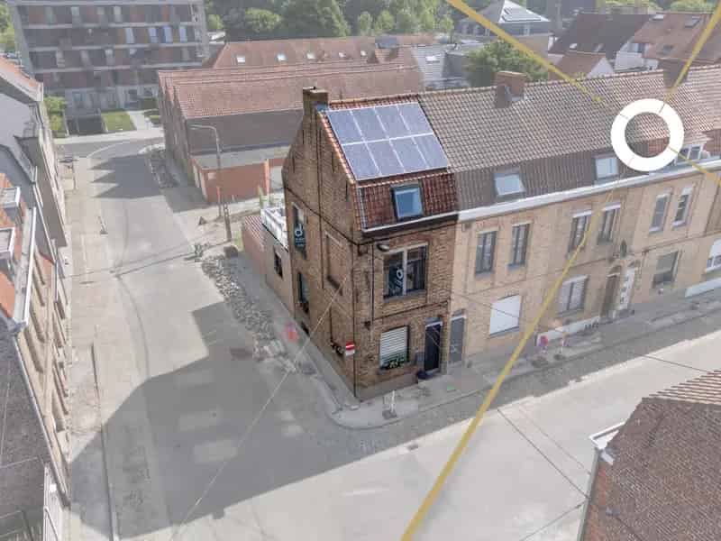 Charmante Stadswoning te Ieper met Terras