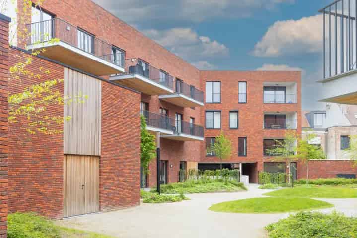 Kantoor te Koop Gent St Pietersstation