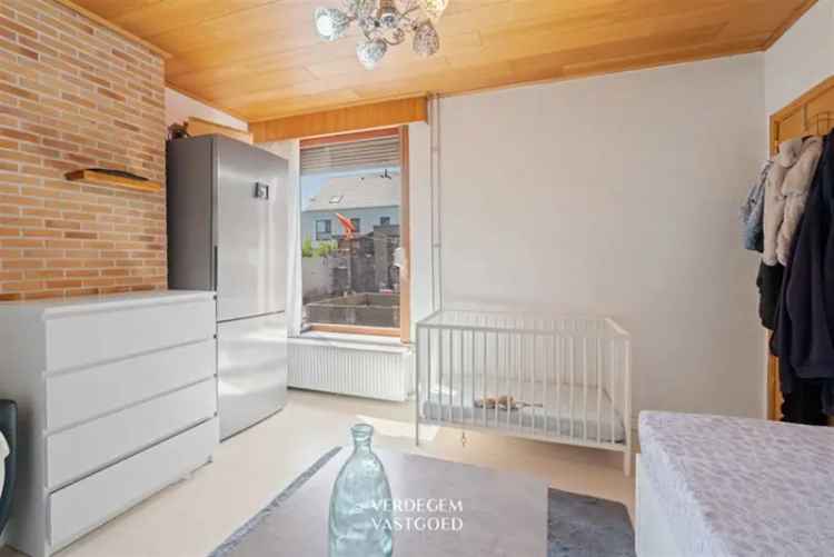 Huis met 3 slaapkamers garage en tuin