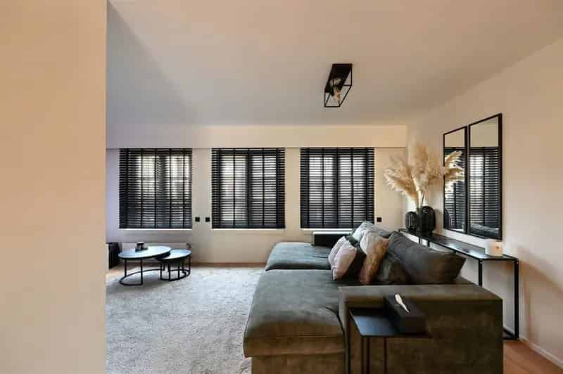Huis te huur: Gerenoveerde woning met 4 slaapkamers en garage