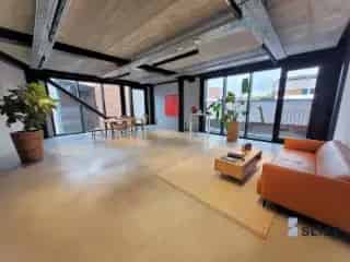 Kantoorruimte te Huur Vorst - Jaren 30 Gebouw - Nabij Ring en Station