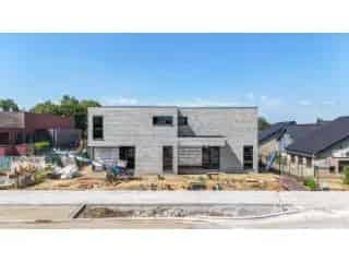 Huis te koop Heusden Zolder 4 slaapkamers moderne casco woning