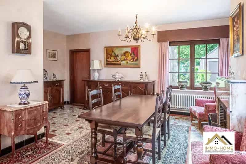 Huis te Koop Mariakerke: Ruime Halfopen Bebouwing