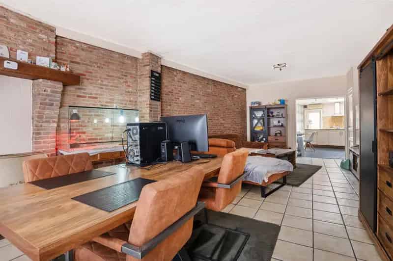 Woning met 4 slaapkamers garage en tuin te Turnhout