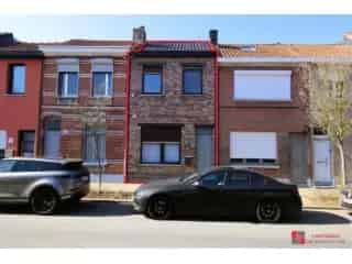 Huis te koop Hoboken - Instapklaar met 2 slaapkamers