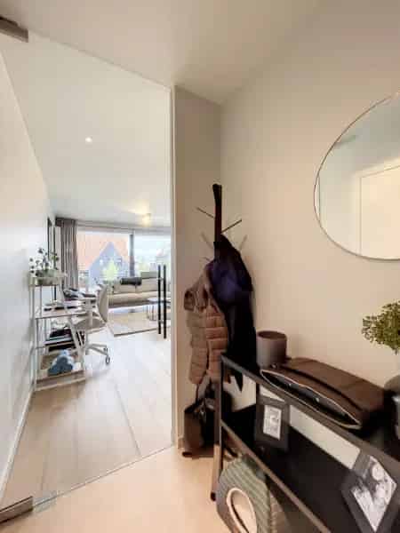 Appartement te koop: Instapklaar appartement met terras en parkeerplaats