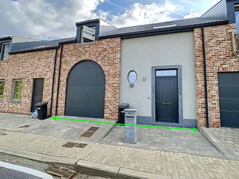 Mooie woning 3 slaapkamers garage groot terras