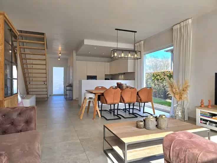 Huis Te Koop Lummen 3 slaapkamers 685m²