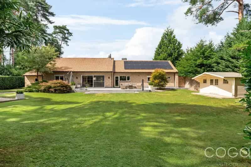 Gelijkvloerse Villa te Koop Brecht