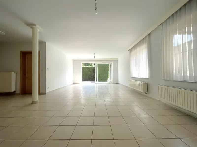 Gelijkvloers Appartement te Koop nabij Aalst en Gent