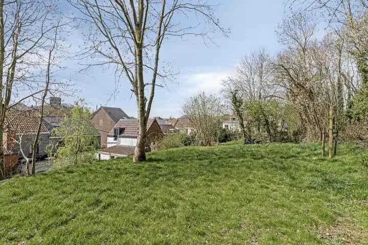 Huis te koop Buizingen: te renoveren woning