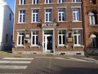 Handelspand te huur Gerpinnes 100m²