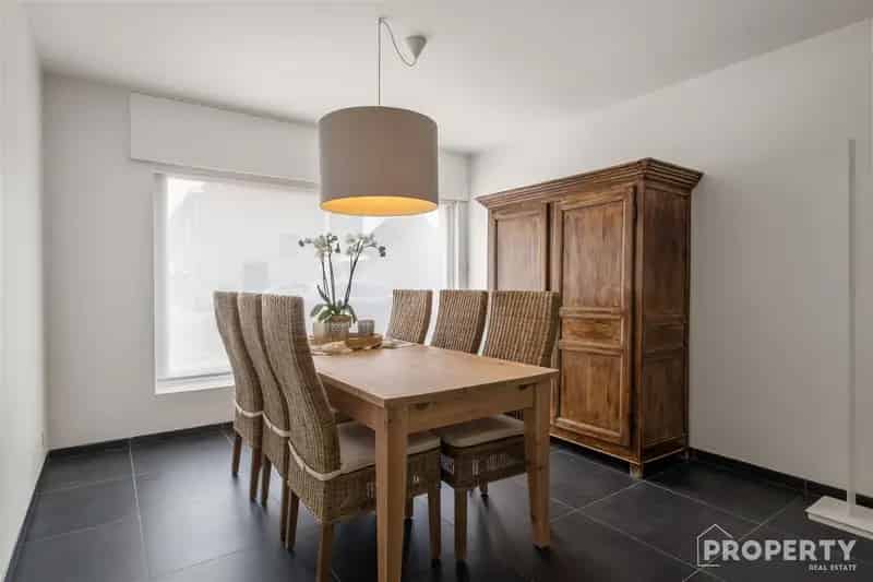 Huis te huur Kuurne: 3 slaapkamers, tuin, garage