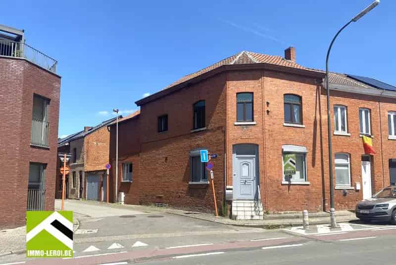 Ruime woning met garage en binnenkoer Tongeren