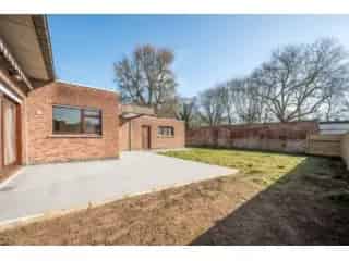 Huis te koop Kallo - 4 slaapkamers - Volledig onderkelderd