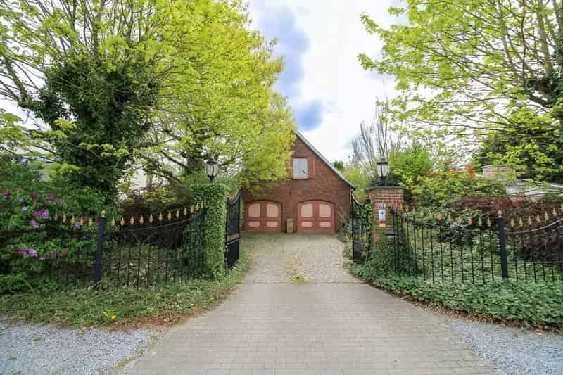 Luxe Villa Beveren Zwembad Tennisveld Te Koop