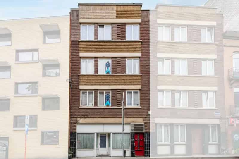 Appartementsgebouw 8 Slaapkamers Schaerbeek - €41000 Huuropbrengst