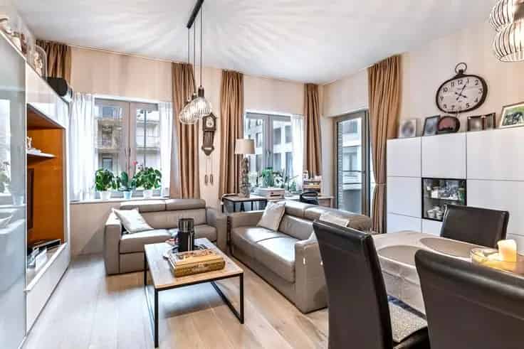 Appartement Te Koop: Instapklaar 1 Slaapkamer Nabij Zee